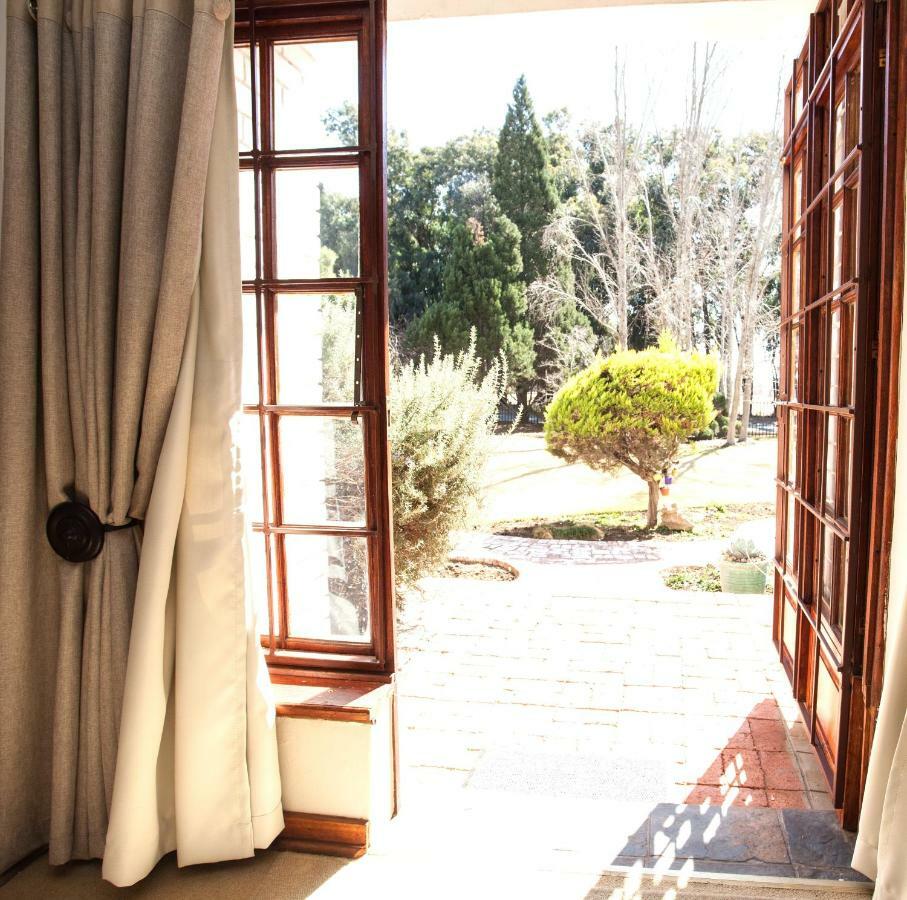 The Fairway Guesthouse Senekal Esterno foto